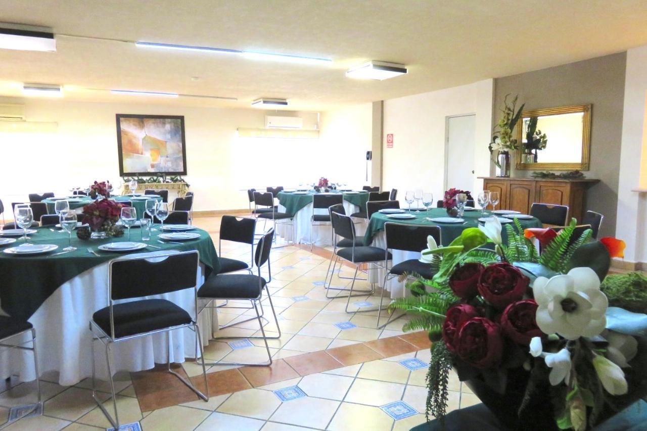 Hotel Huizache Saltillo Exteriör bild