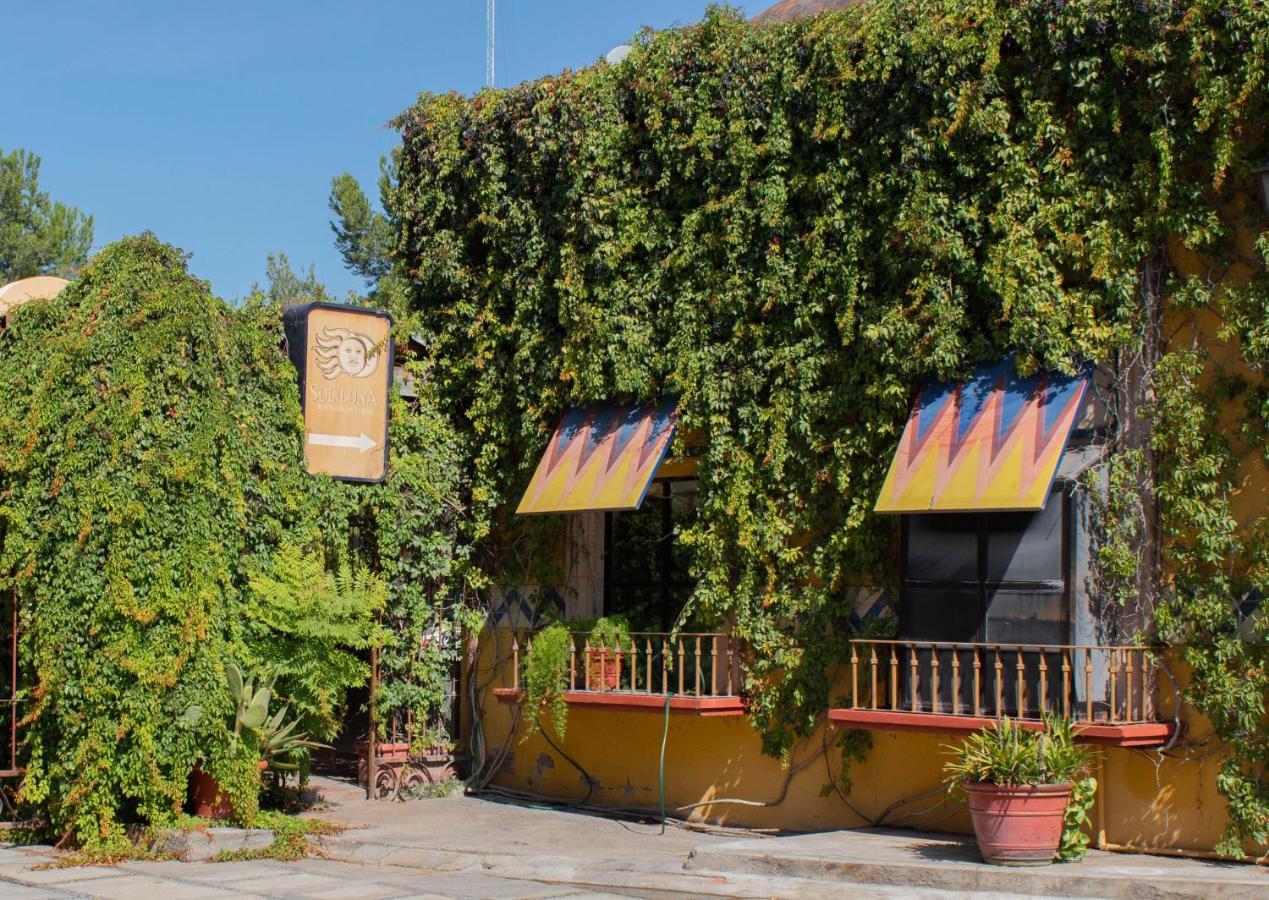 Hotel Huizache Saltillo Exteriör bild